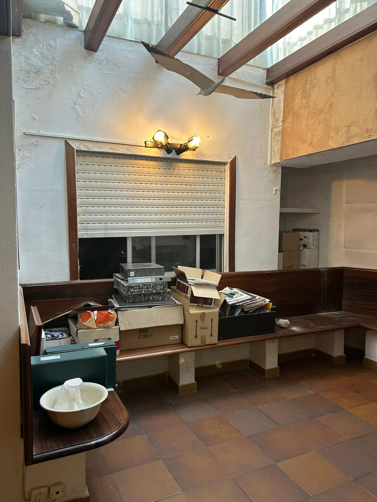 La bodega antes de la obra, en bruto