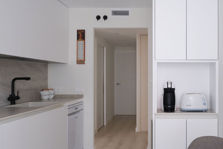 cocina moderna con acabados elegantes